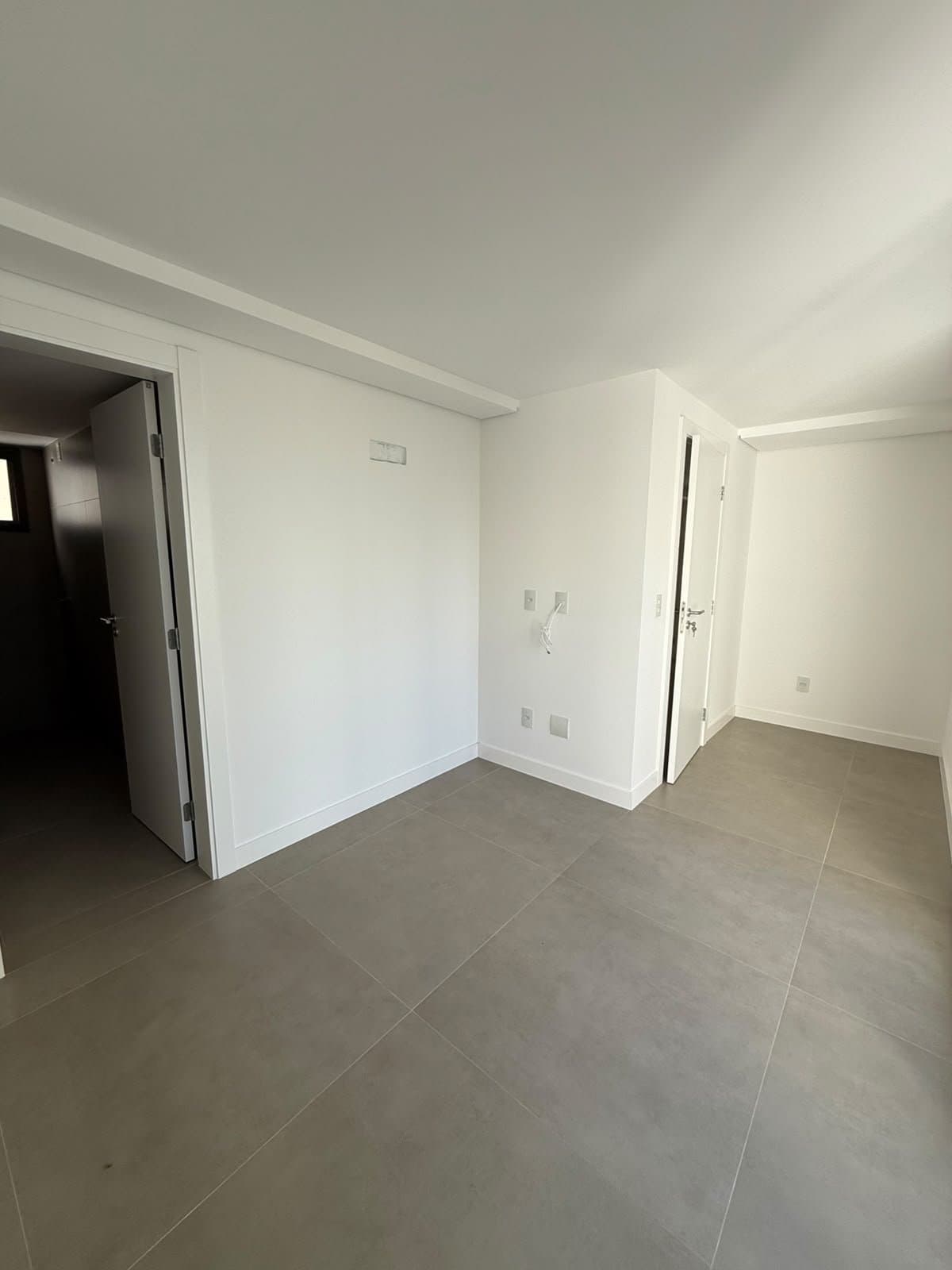 Apartamento de 3 quartos com 1 suíte e 99 m² em Bal. Camboriú
