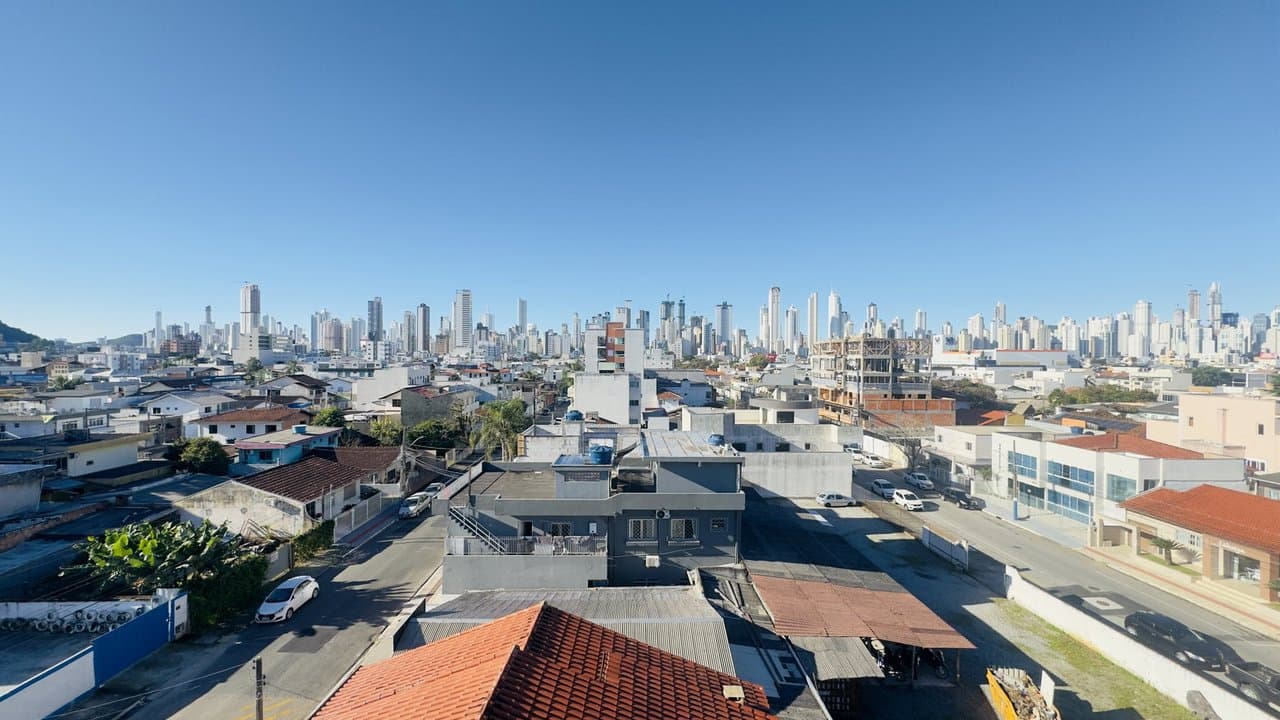 Apartamento de 2 quartos com 1 suíte e 66 m² em Bal. Camboriú