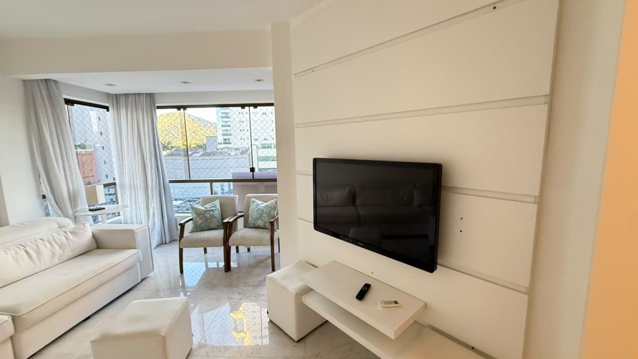 Apartamento de 2 quartos com 1 suíte e 83 m² em Bal. Camboriú