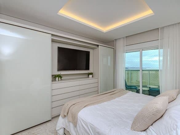 Apartamento de 4 quartos com 3 suítes e 179 m² em Bal. Camboriú