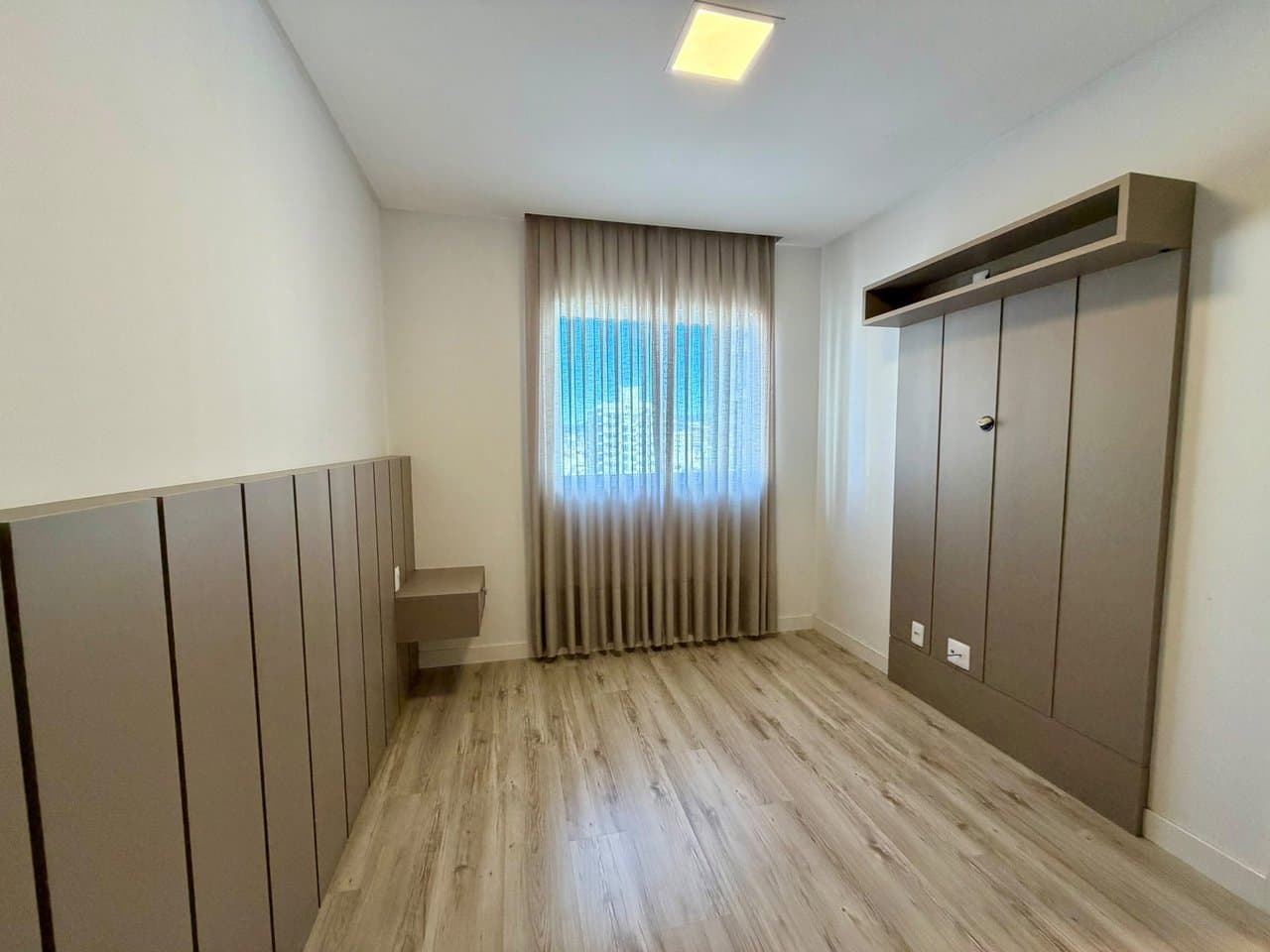 Apartamento de 3 quartos com 3 suítes e 118 m² em Bal. Camboriú