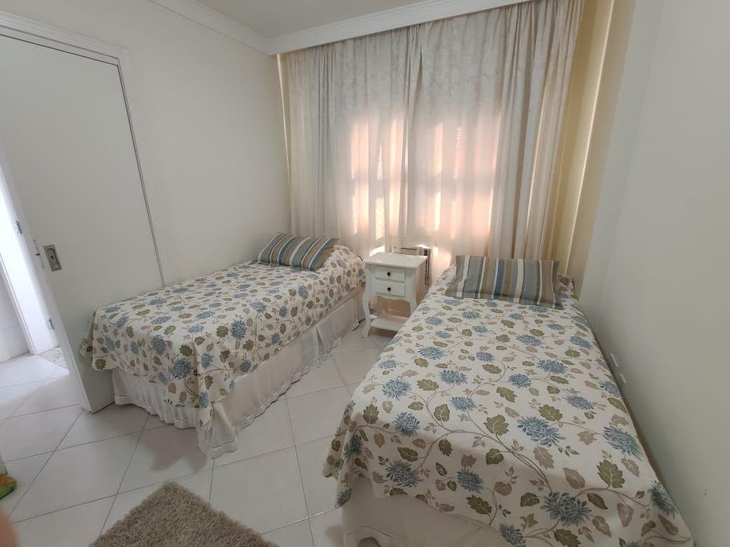 Apartamento de 3 quartos com 1 suíte e 150 m² em Bal. Camboriú