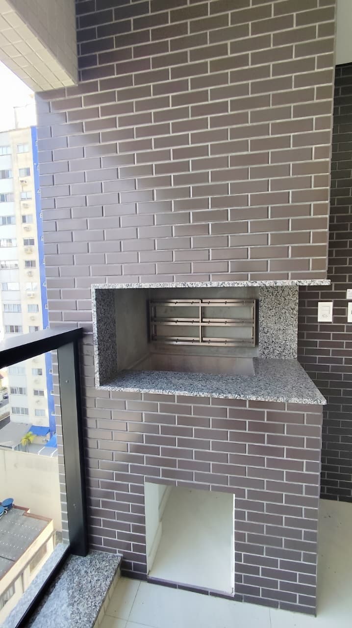 Apartamento de 4 quartos com 2 suítes e 138 m² em Bal. Camboriú