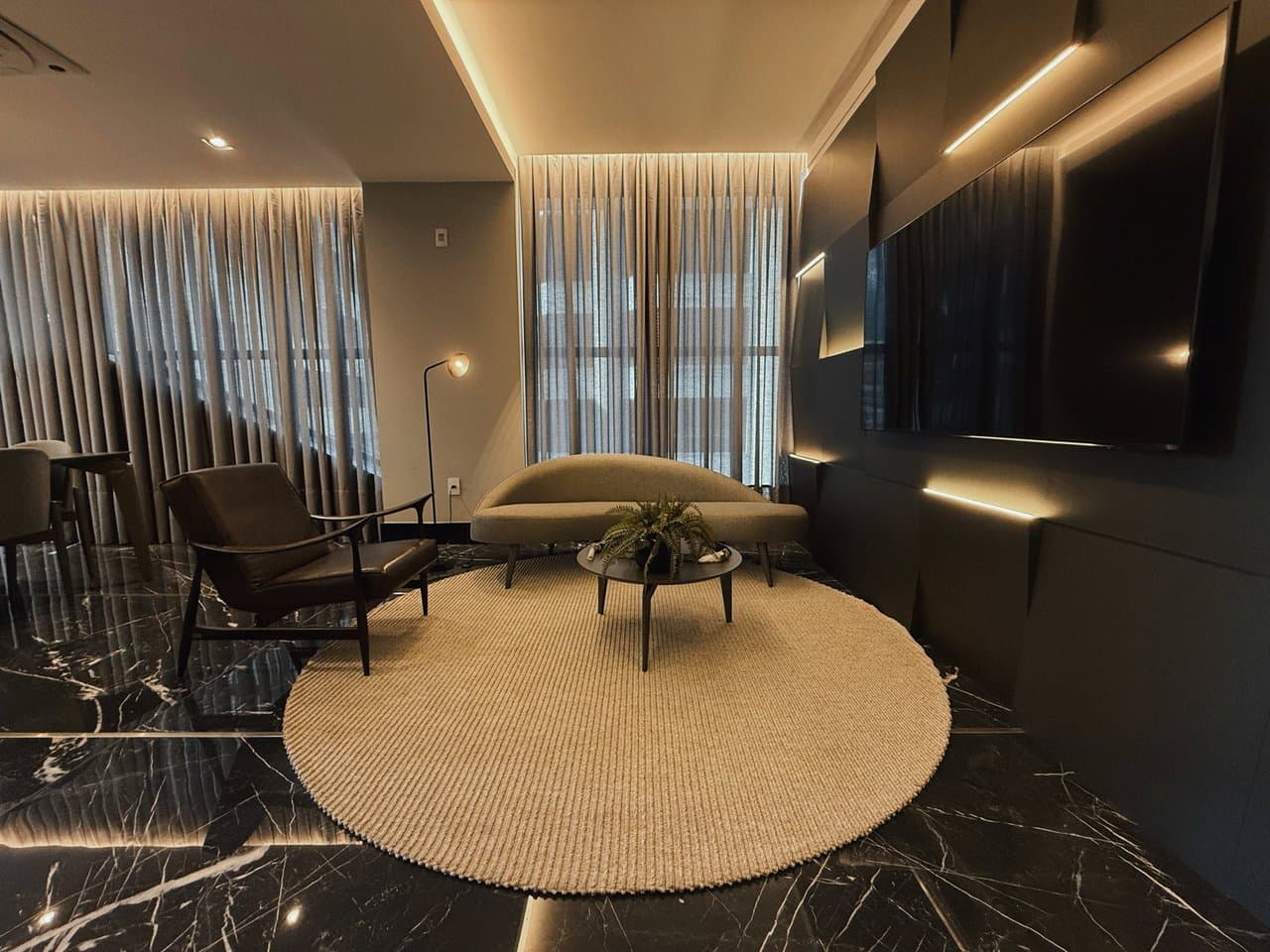 Apartamento de 4 quartos com 4 suítes e 172 m² em Bal. Camboriú