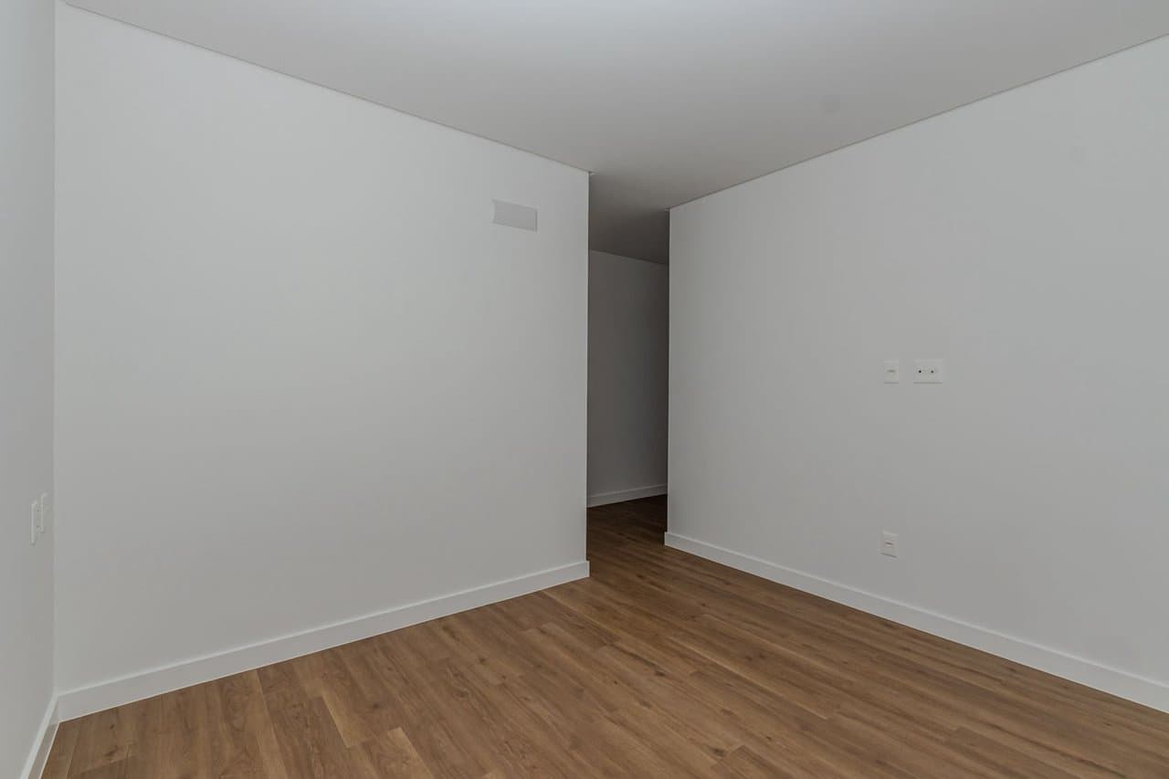 Apartamento de 4 quartos com 4 suítes e 149 m² em Bal. Camboriú