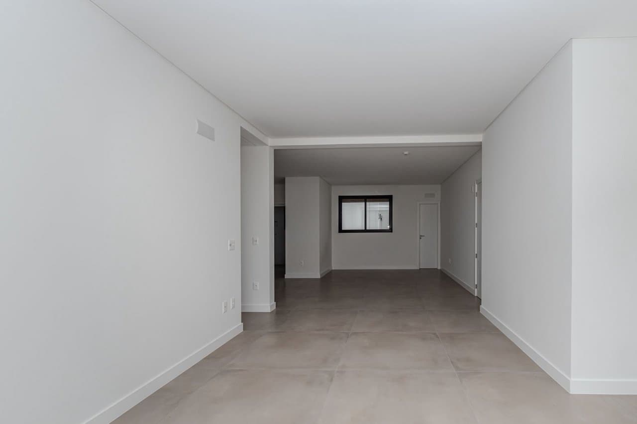 Apartamento de 4 quartos com 4 suítes e 149 m² em Bal. Camboriú