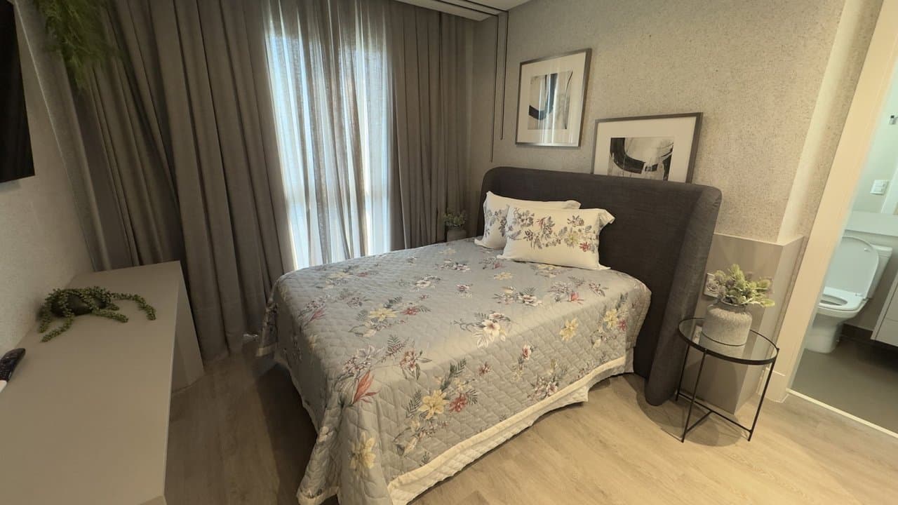 Apartamento de 3 quartos com 3 suítes e 164 m² em Bal. Camboriú