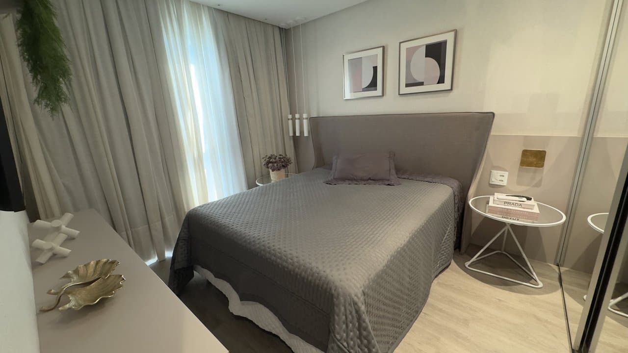 Apartamento de 3 quartos com 3 suítes e 164 m² em Bal. Camboriú