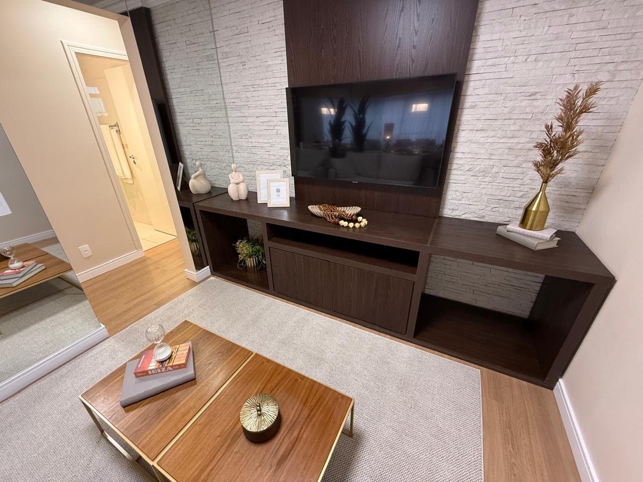 Differentiated de 3 quartos com 1 suíte e 244 m² em Bal. Camboriú