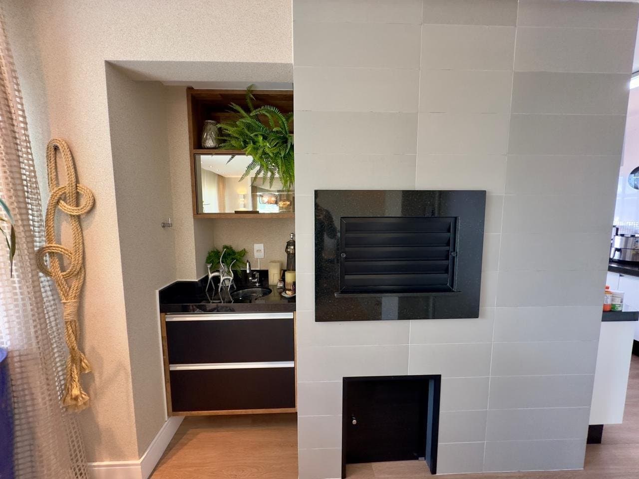 Apartamento de 3 quartos com 1 suíte e 124 m² em Bal. Camboriú