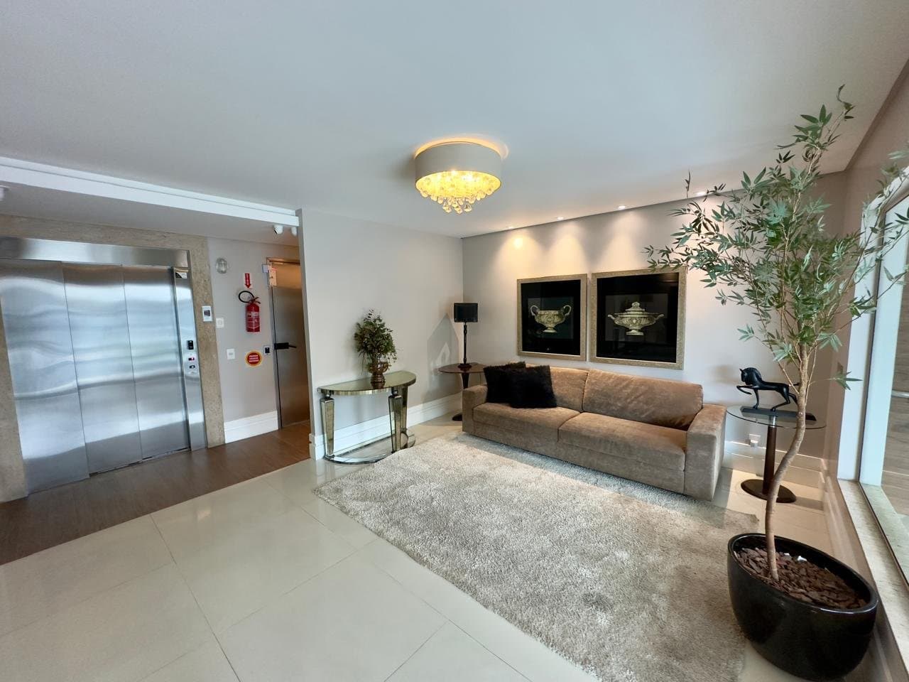 Apartamento de 3 quartos com 1 suíte e 124 m² em Bal. Camboriú
