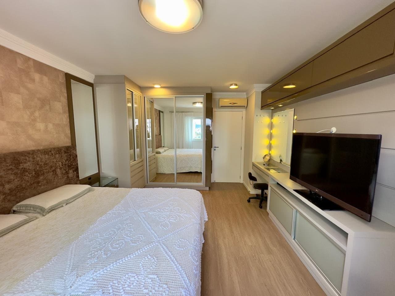 Apartamento de 3 quartos com 1 suíte e 124 m² em Bal. Camboriú