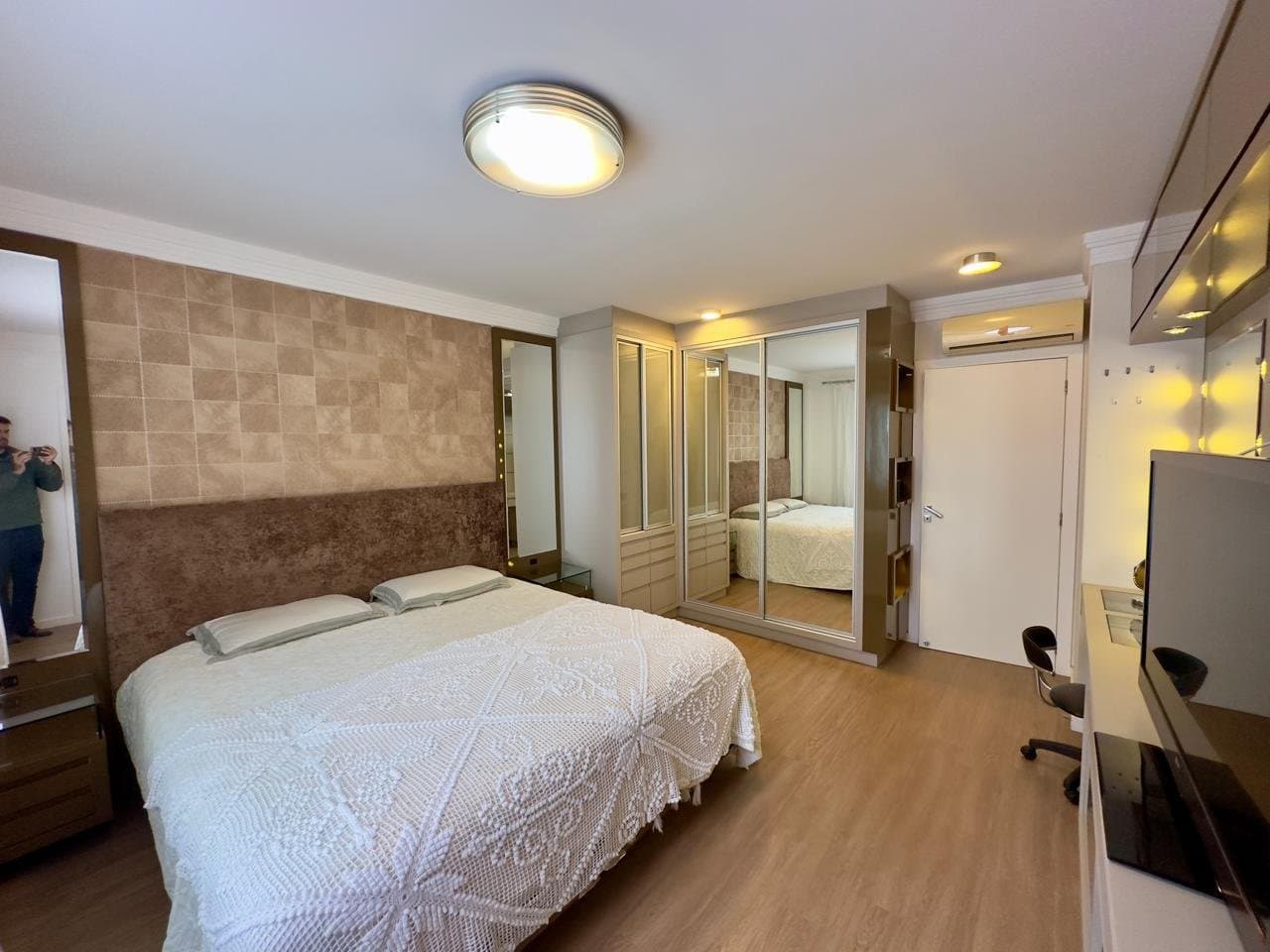 Apartamento de 3 quartos com 1 suíte e 124 m² em Bal. Camboriú