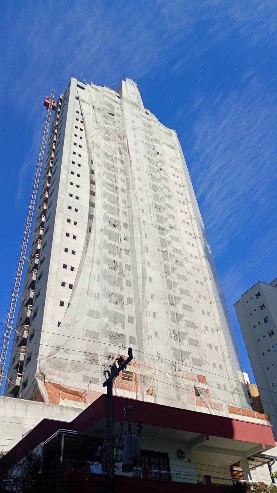 Apartamento de 4 quartos com 4 suítes e 177 m² em Bal. Camboriú