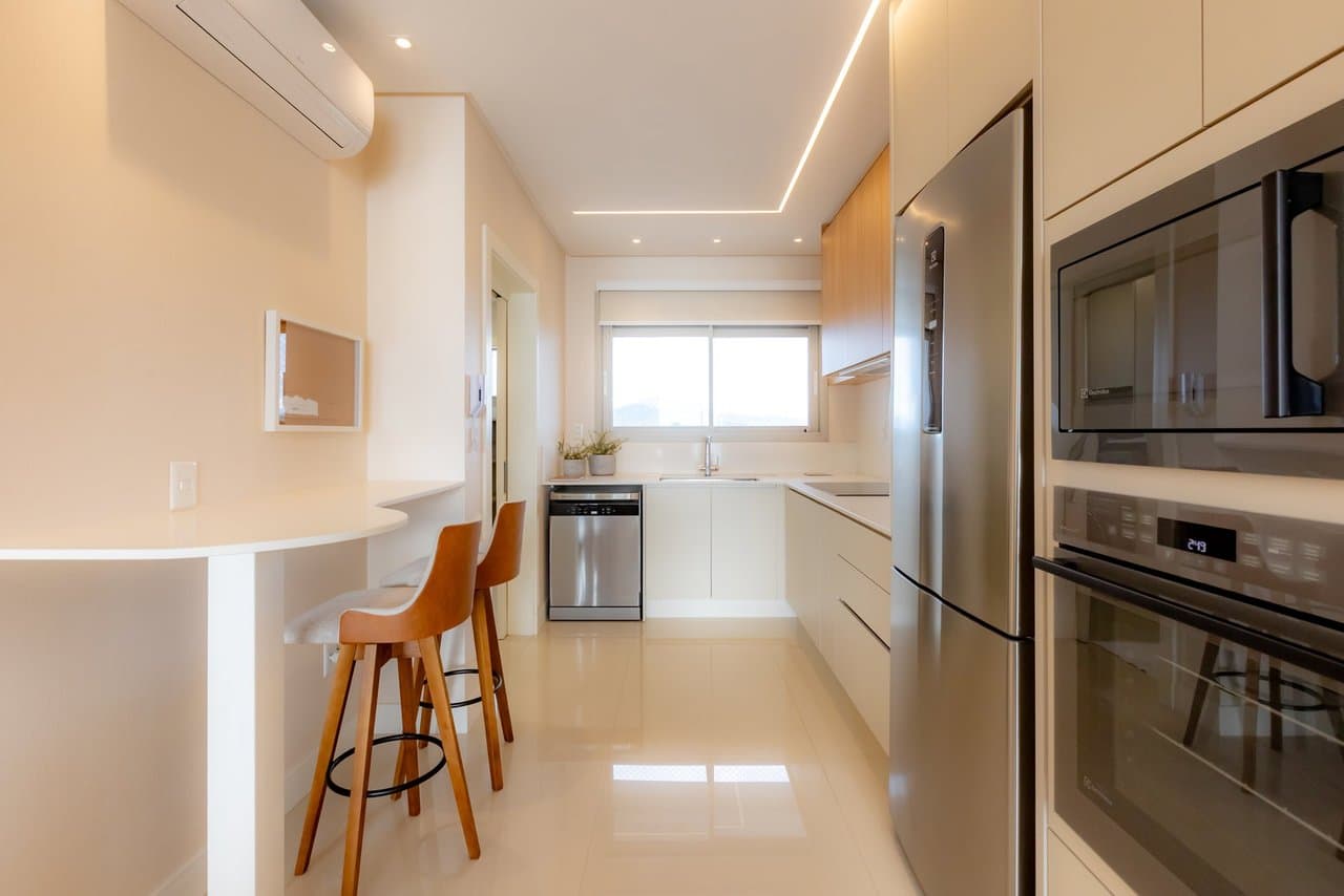 Apartamento de 4 quartos com 4 suítes e 160 m² em Bal. Camboriú