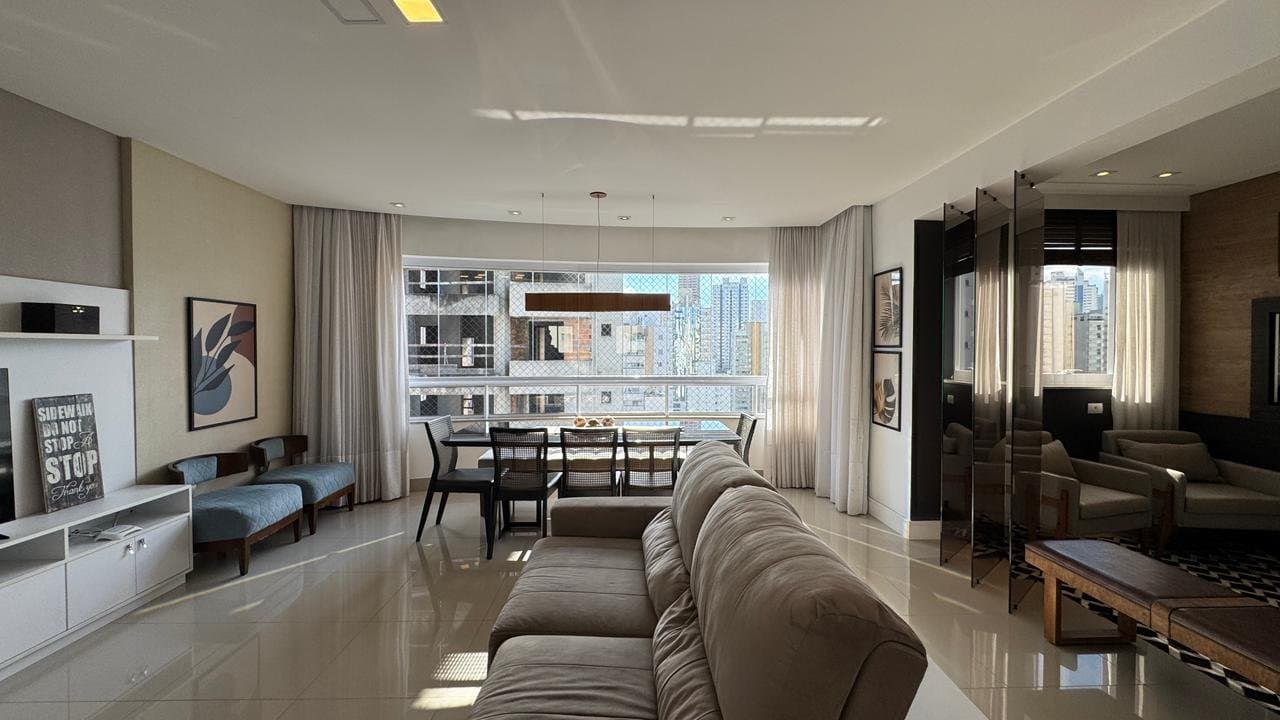 Apartamento de 3 quartos com 3 suítes e 124 m² em Bal. Camboriú