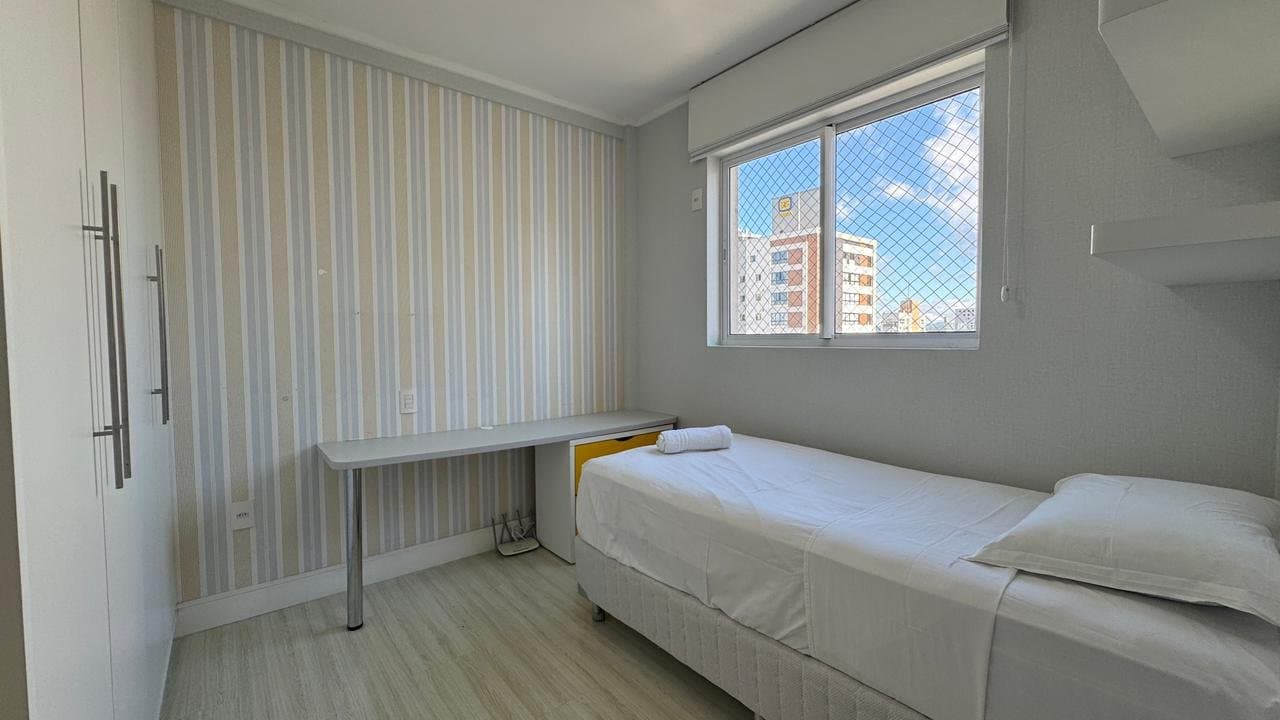 Apartamento de 3 quartos com 3 suítes e 124 m² em Bal. Camboriú