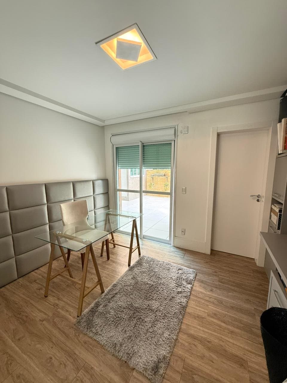 Apartamento de 3 quartos com 3 suítes e 380 m² em Bal. Camboriú