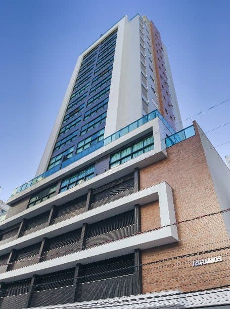 Apartamento de 3 quartos com 3 suítes e 117 m² em Bal. Camboriú