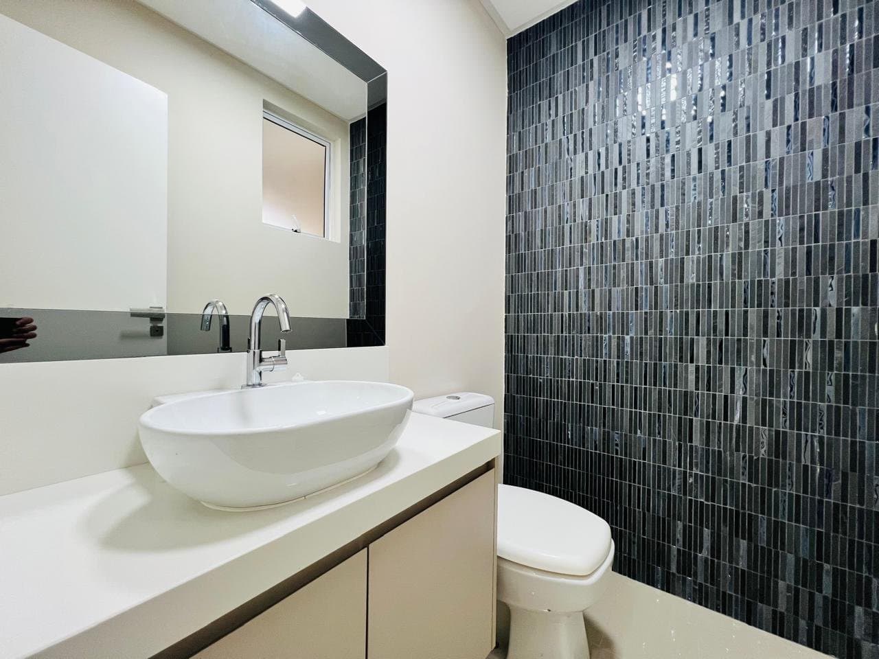 Apartamento de 2 quartos com 1 suíte e 134 m² em Bal. Camboriú