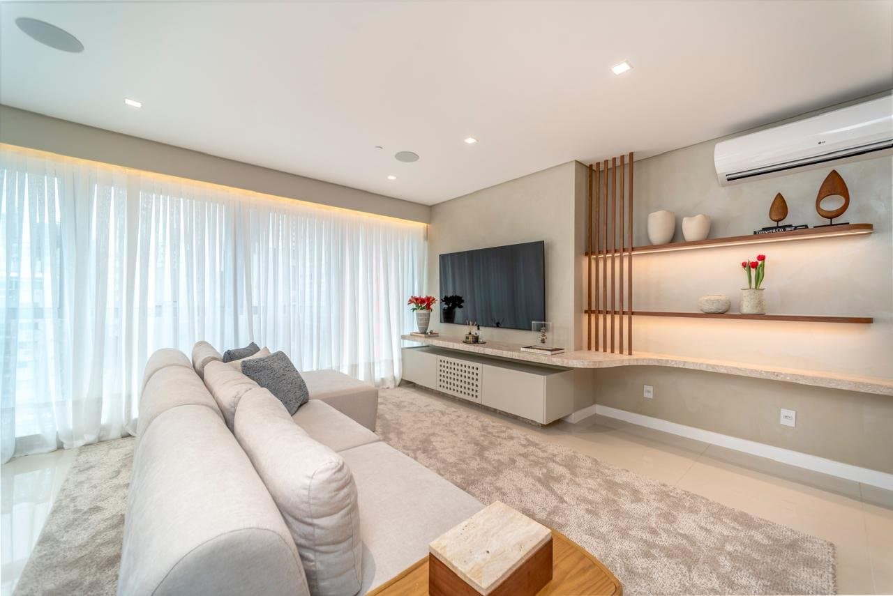 Apartamento de 4 quartos com 4 suítes e 171 m² em Bal. Camboriú