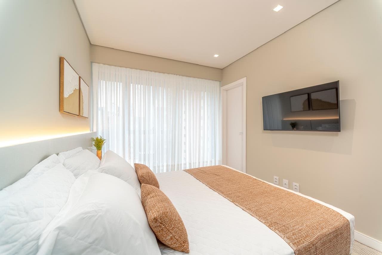 Apartamento de 4 quartos com 4 suítes e 171 m² em Bal. Camboriú