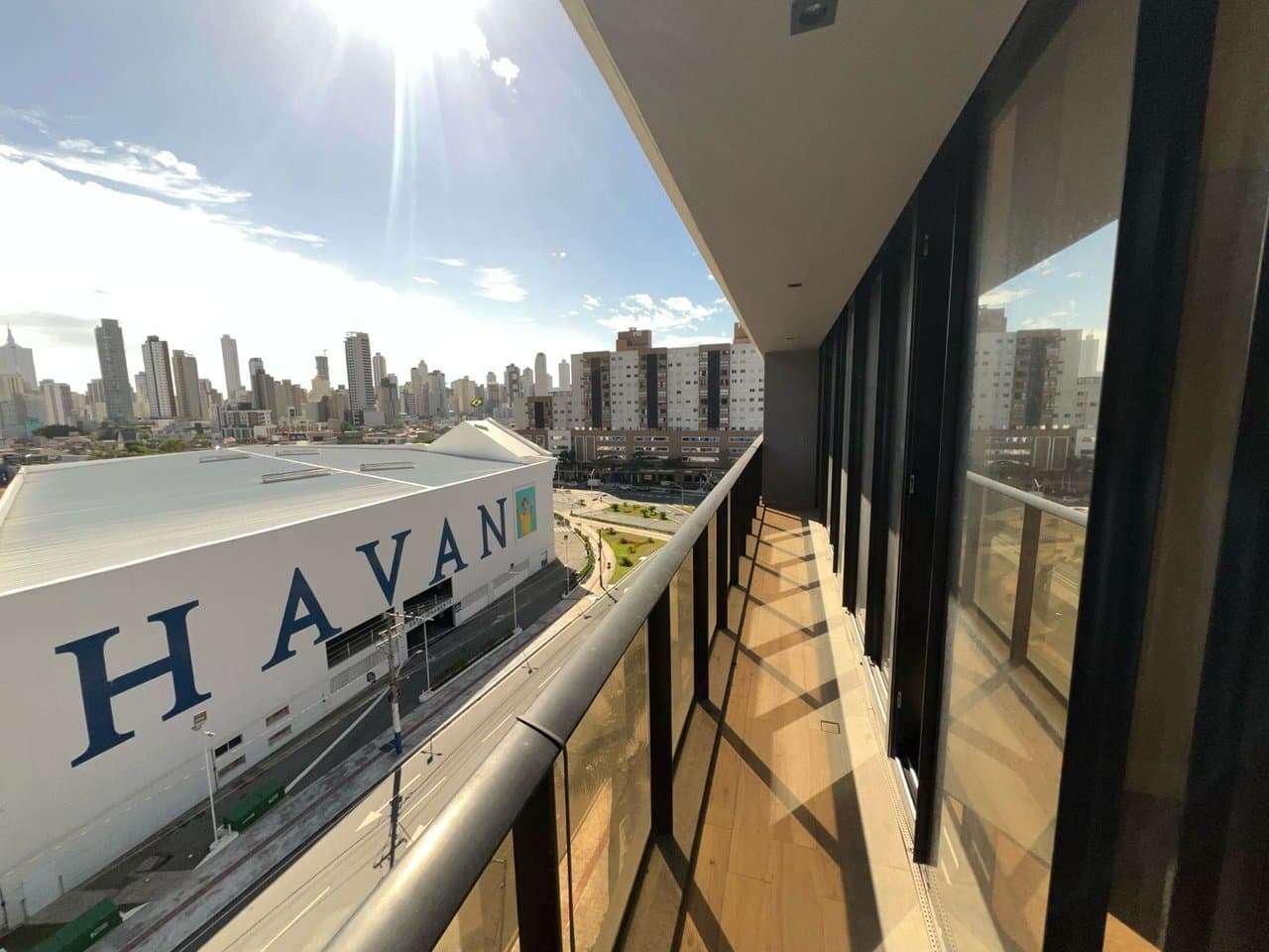 Apartamento de 2 quartos com 2 suítes e 84 m² em Bal. Camboriú
