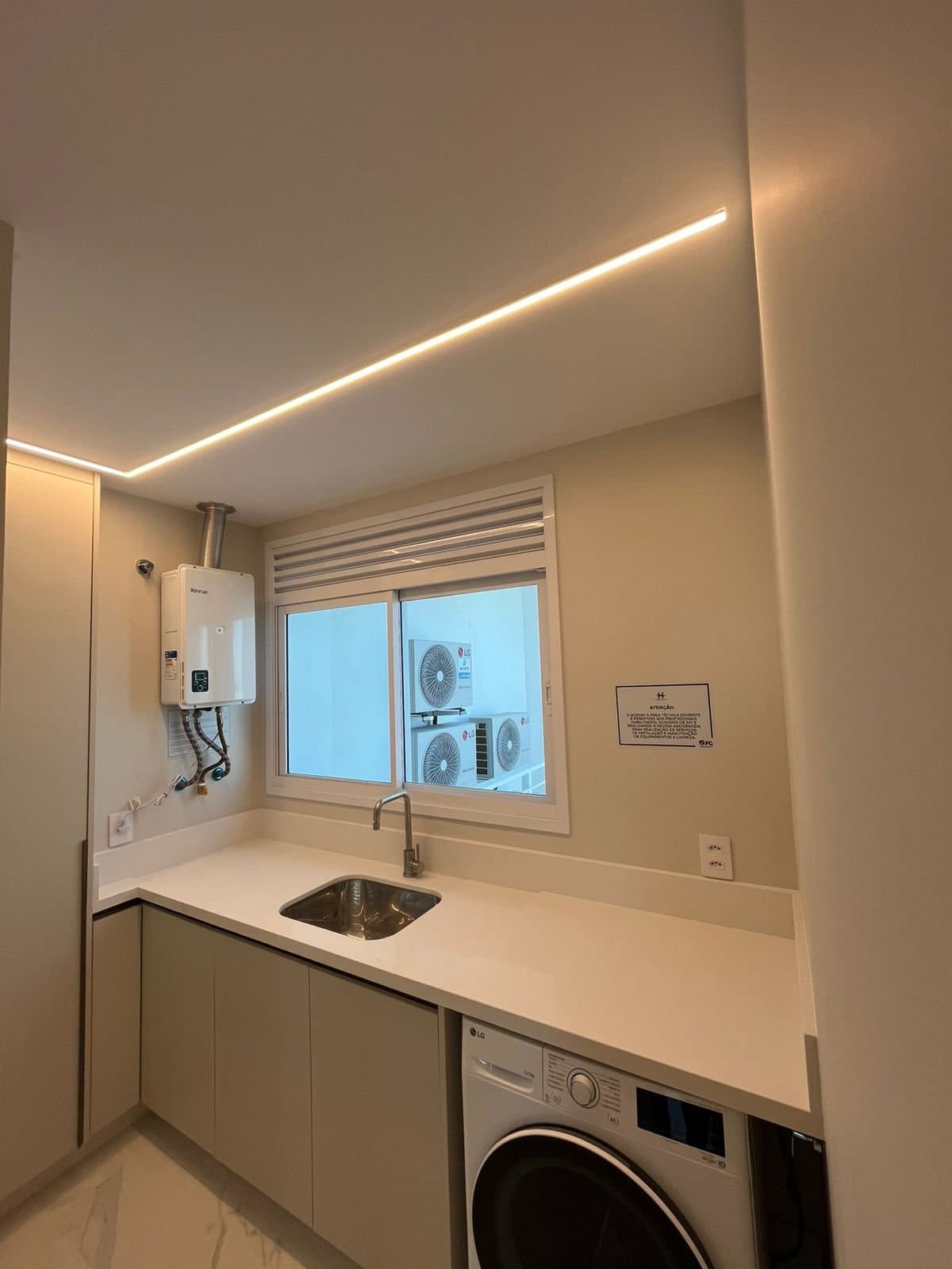 Apartamento de 3 quartos com 3 suítes e 125 m² em Bal. Camboriú