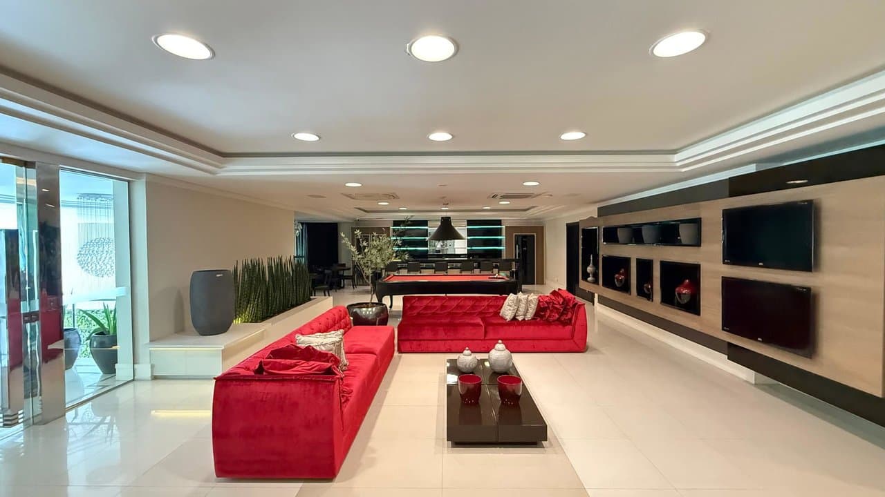 Apartamento de 4 quartos com 3 suítes e 198 m² em Bal. Camboriú