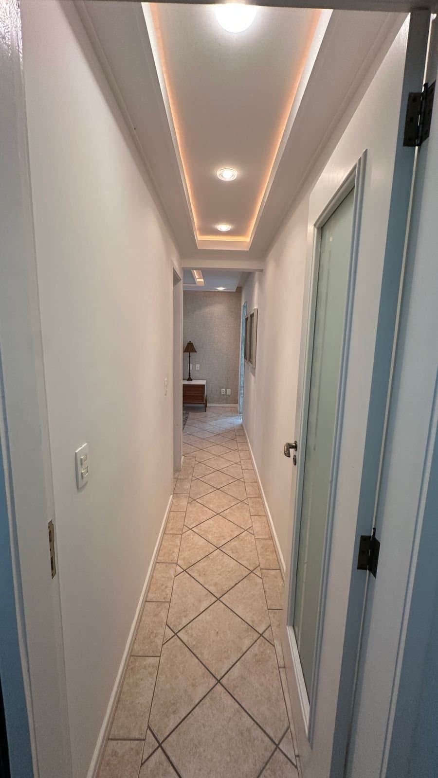 Apartamento de 2 quartos com 1 suíte e 166 m² em Bal. Camboriú