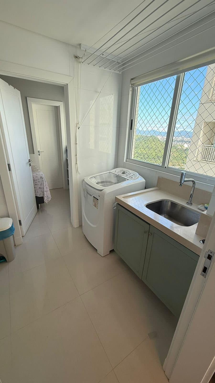 Apartamento de 4 quartos com 4 suítes e 268 m² em Bal. Camboriú