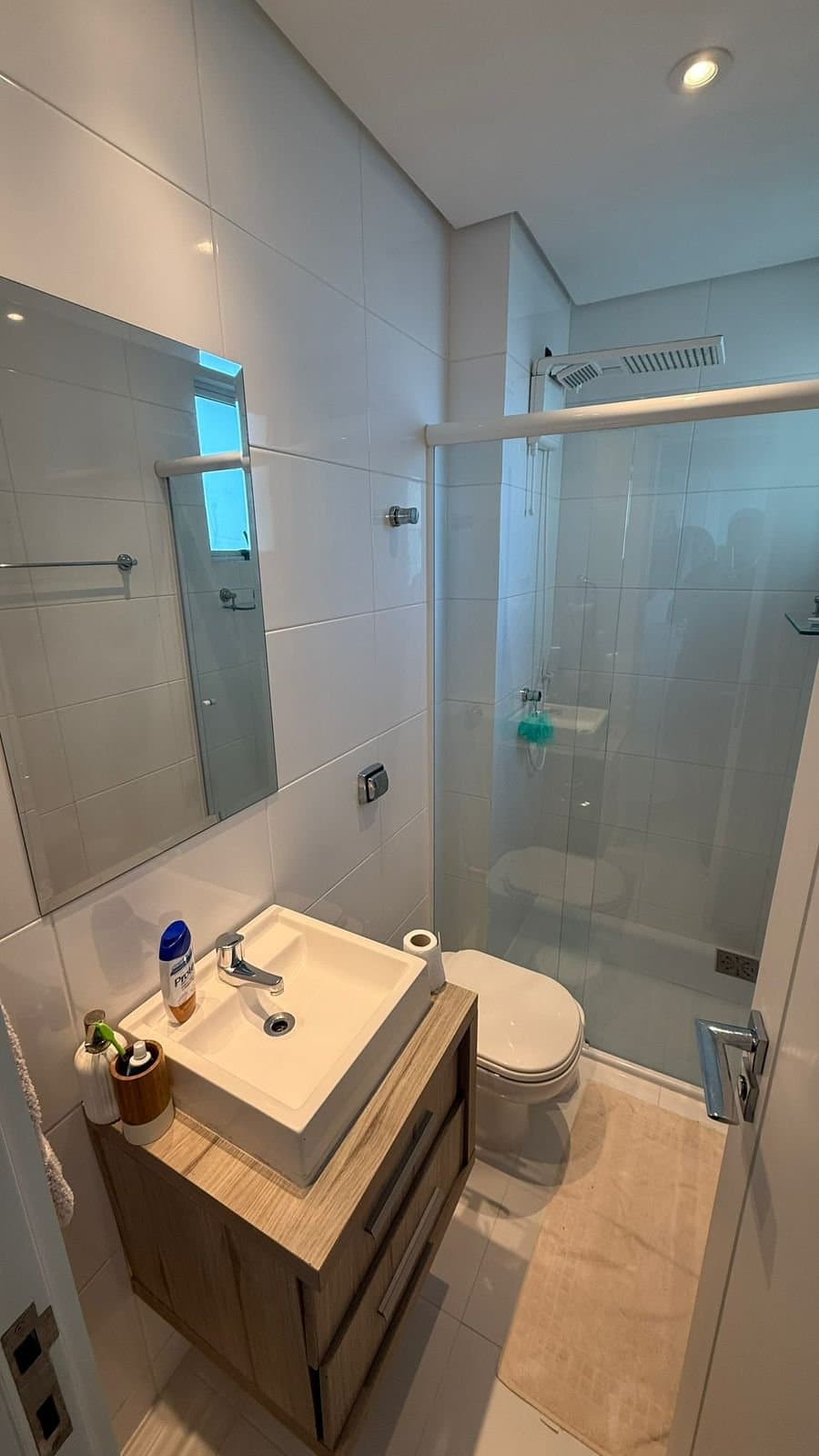 Apartamento de 4 quartos com 4 suítes e 268 m² em Bal. Camboriú