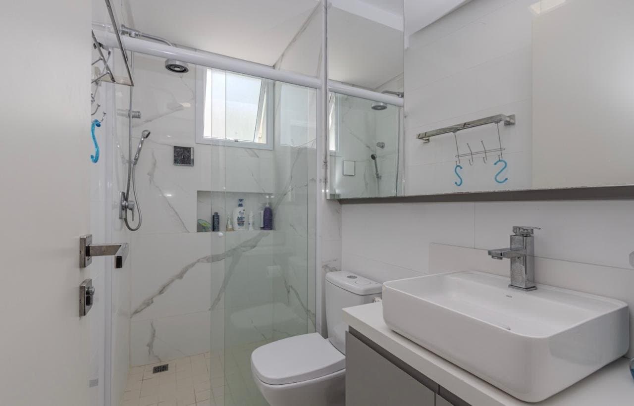 Apartamento de 4 quartos com 4 suítes e 159 m² em Bal. Camboriú