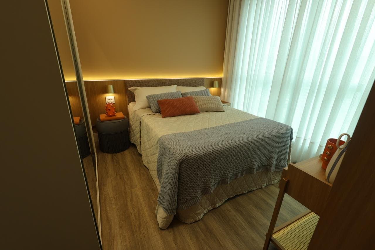 Apartamento de 4 quartos com 4 suítes e 184 m² em Bal. Camboriú
