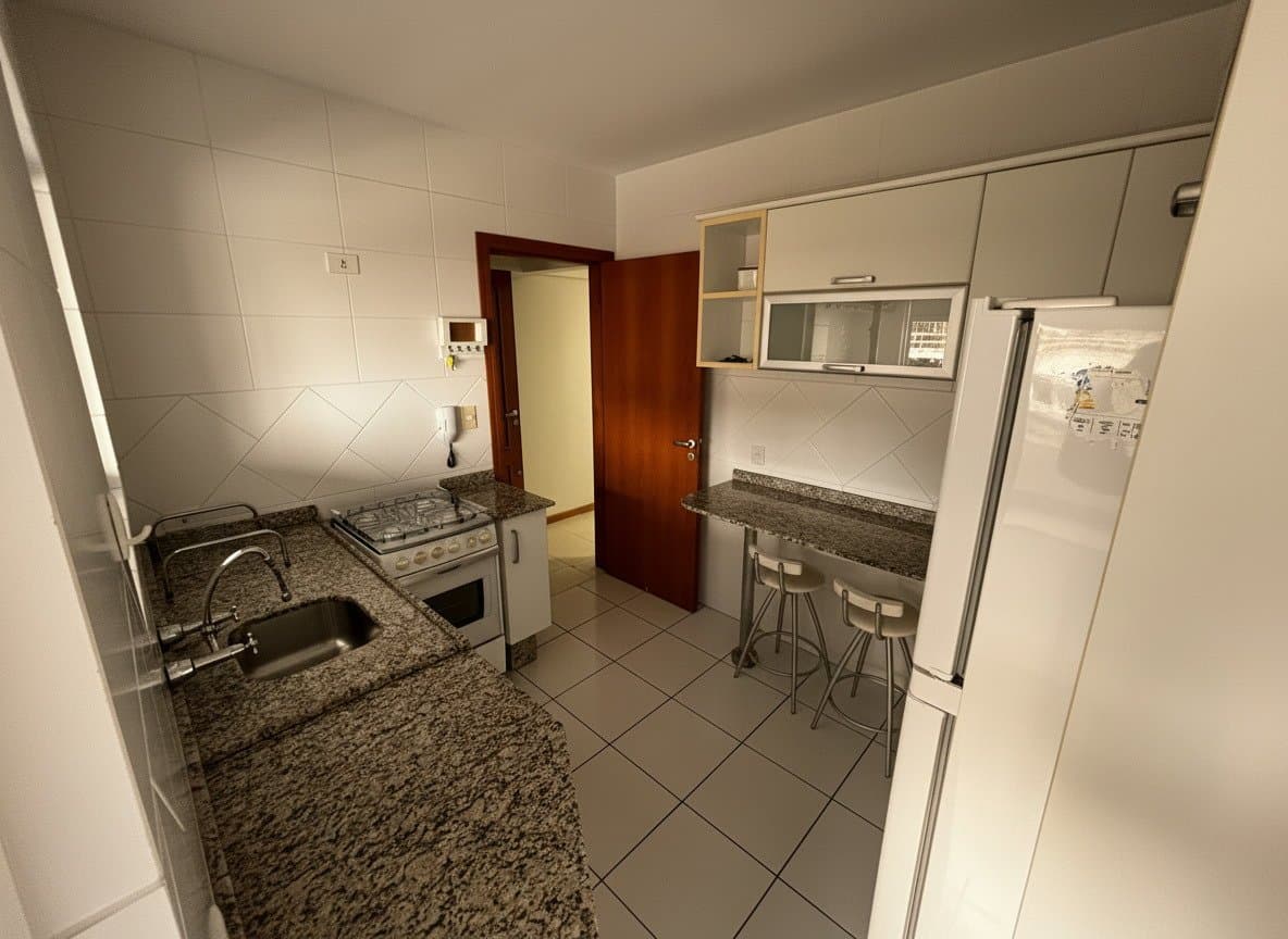 Apartamento de 3 quartos com 1 suíte e 97 m² em Bal. Camboriú