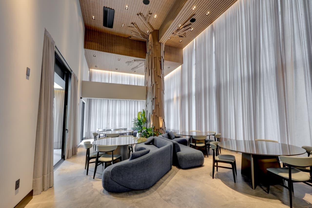 Apartamento de 4 quartos com 4 suítes e 181 m² em Bal. Camboriú