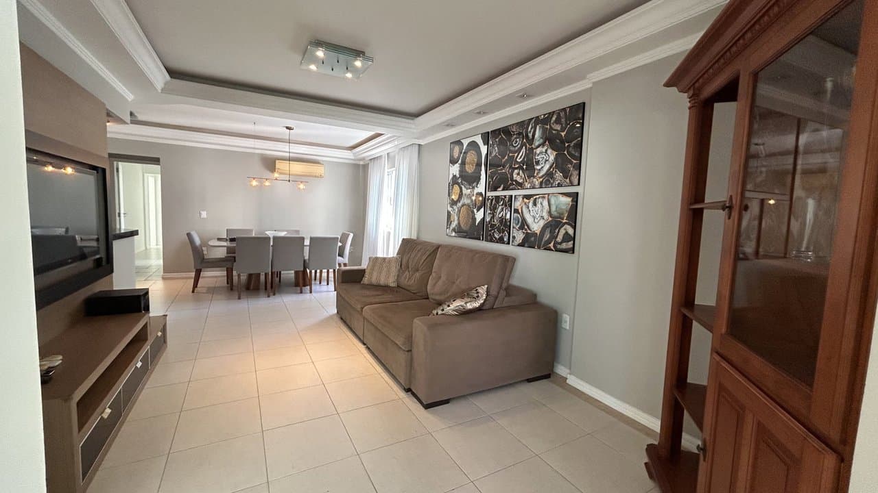 Apartamento de 3 quartos com 2 suítes e 132 m² em Bal. Camboriú
