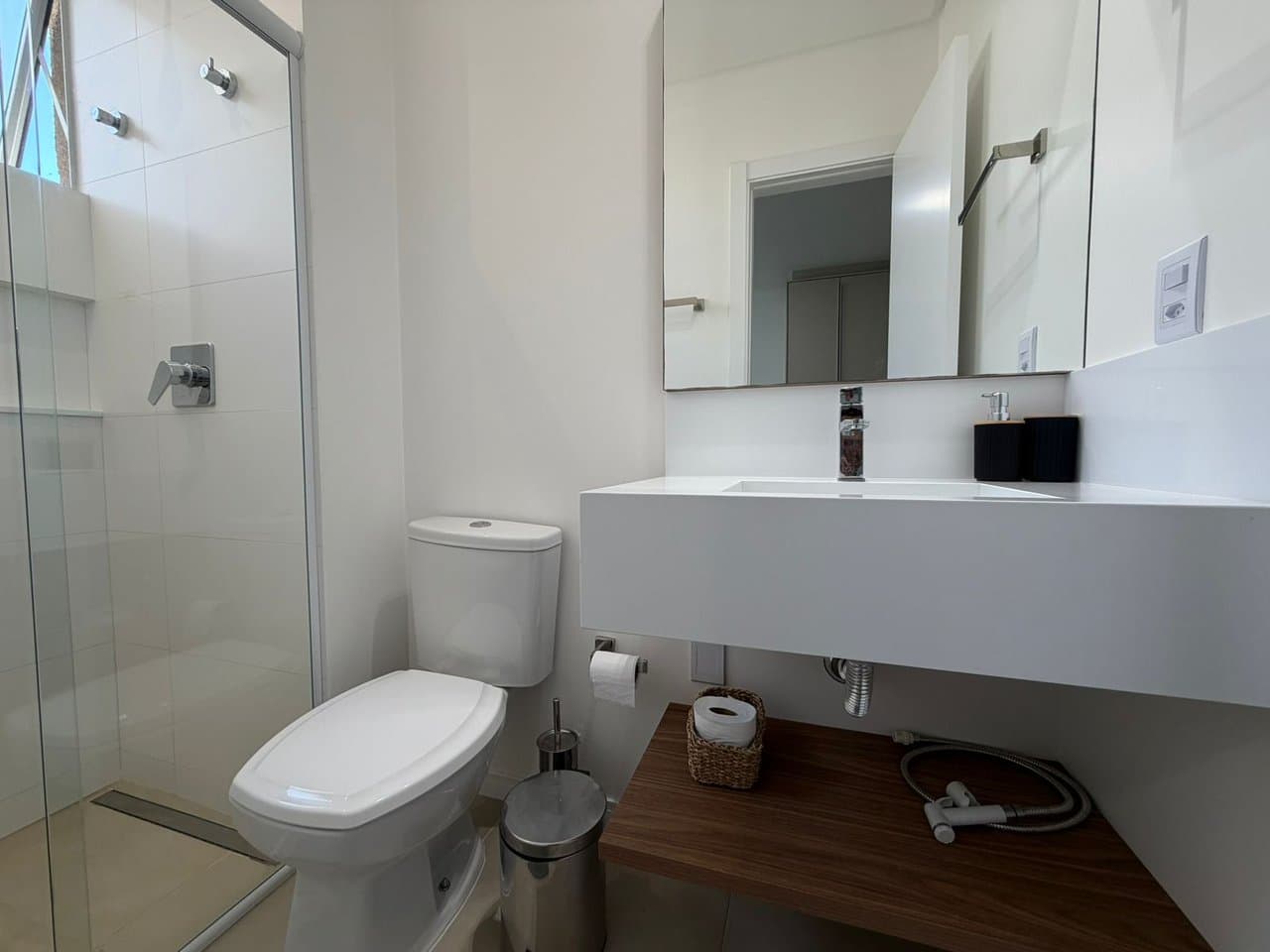 Apartamento de 4 quartos com 4 suítes e 142 m² em Bal. Camboriú
