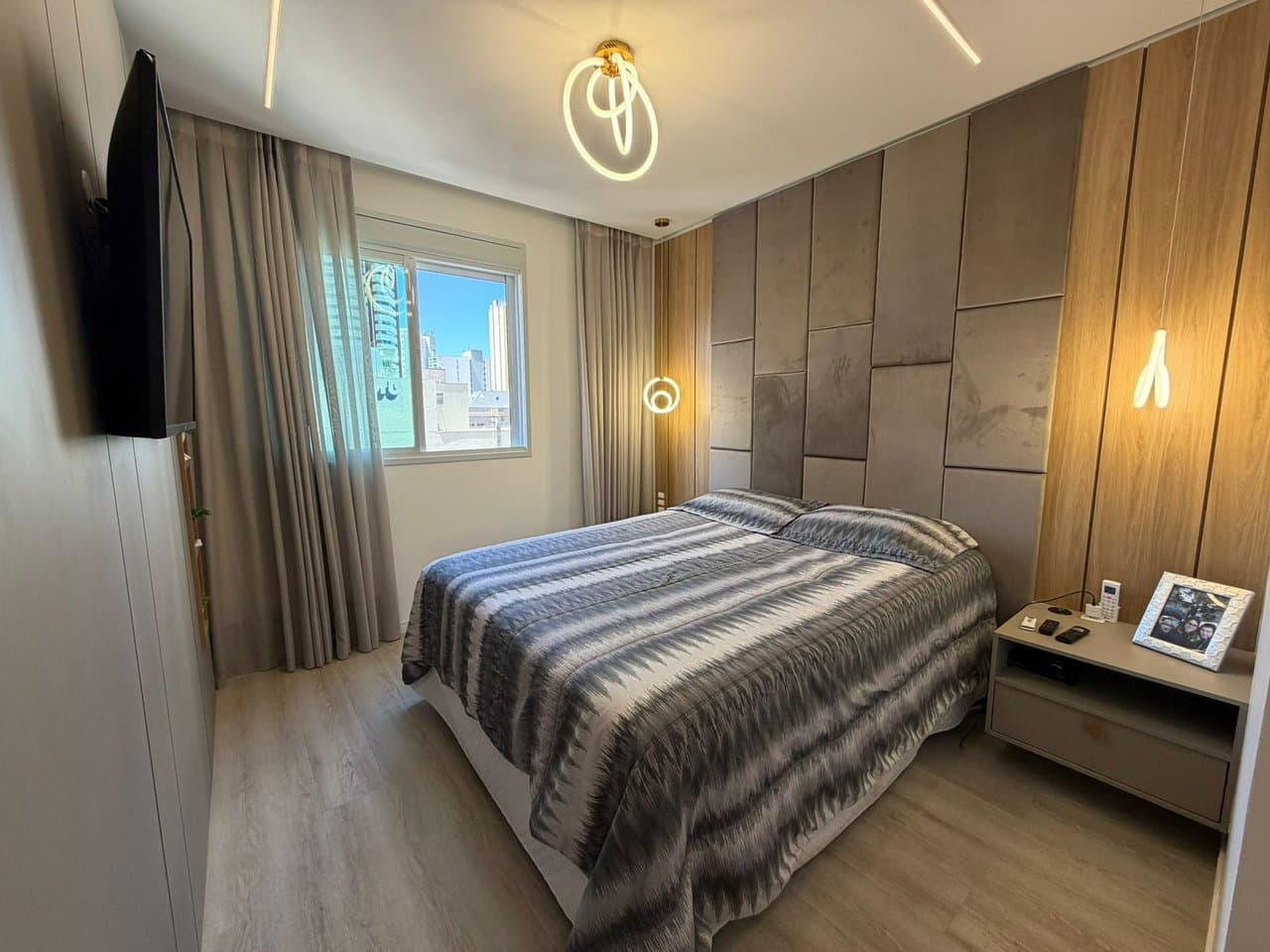 Apartamento de 4 quartos com 4 suítes e 142 m² em Bal. Camboriú