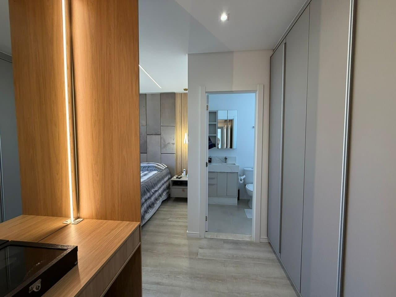 Apartamento de 4 quartos com 4 suítes e 142 m² em Bal. Camboriú