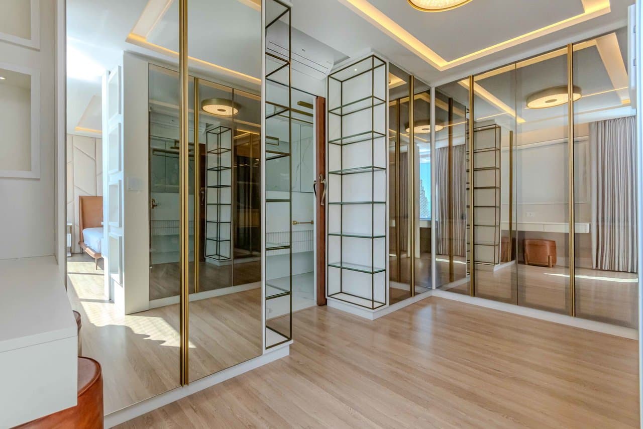 Cobertura de 3 quartos com 3 suítes e 185 m² em Bal. Camboriú