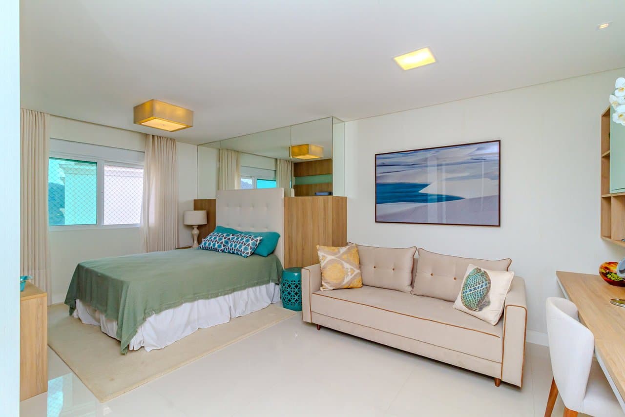 Apartamento de 4 quartos com 4 suítes e 359 m² em Bal. Camboriú