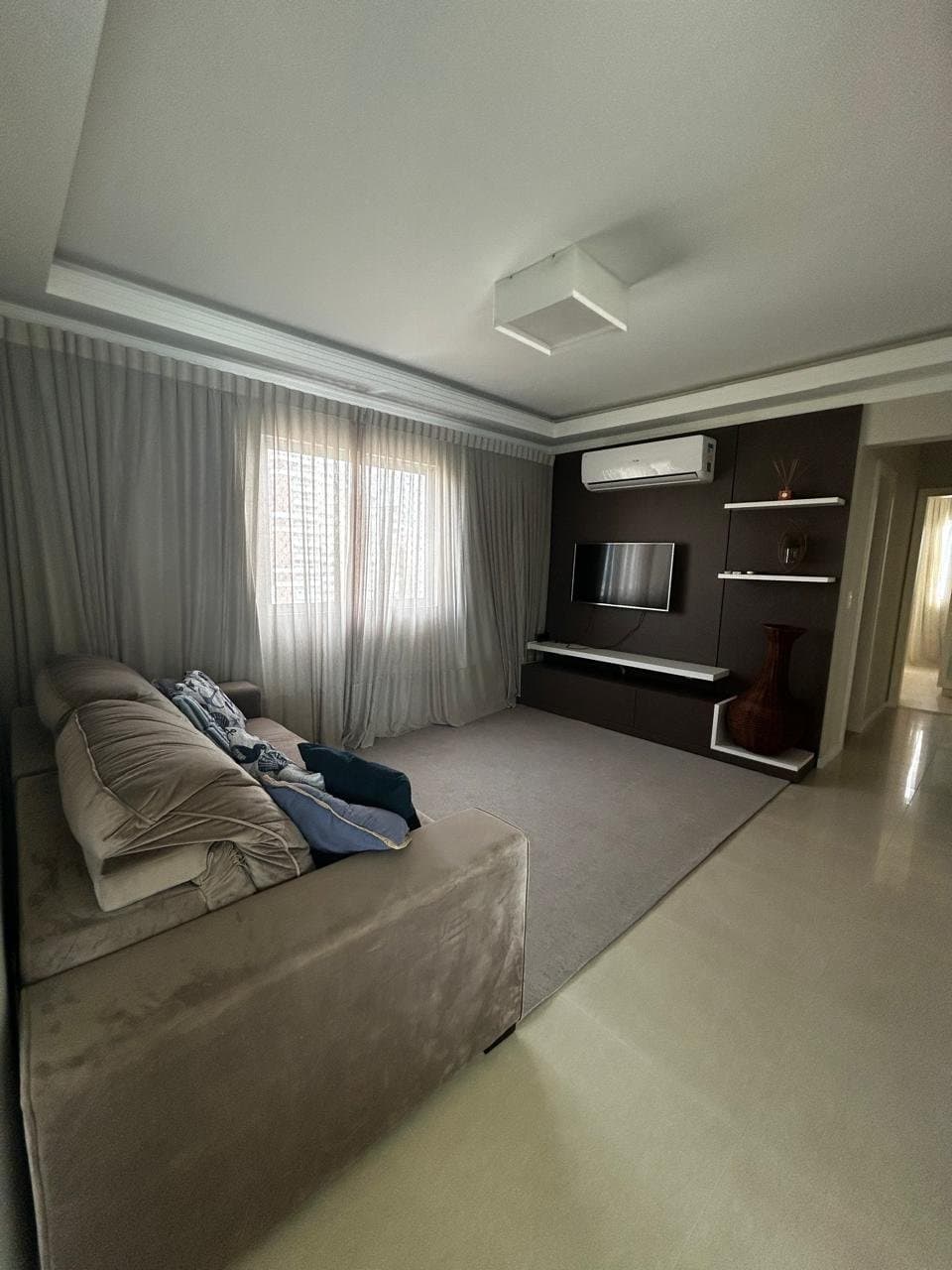 Apartamento de 3 quartos com 3 suítes e 128 m² em Bal. Camboriú