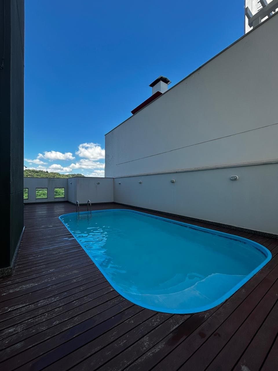 Apartamento de 3 quartos com 3 suítes e 128 m² em Bal. Camboriú