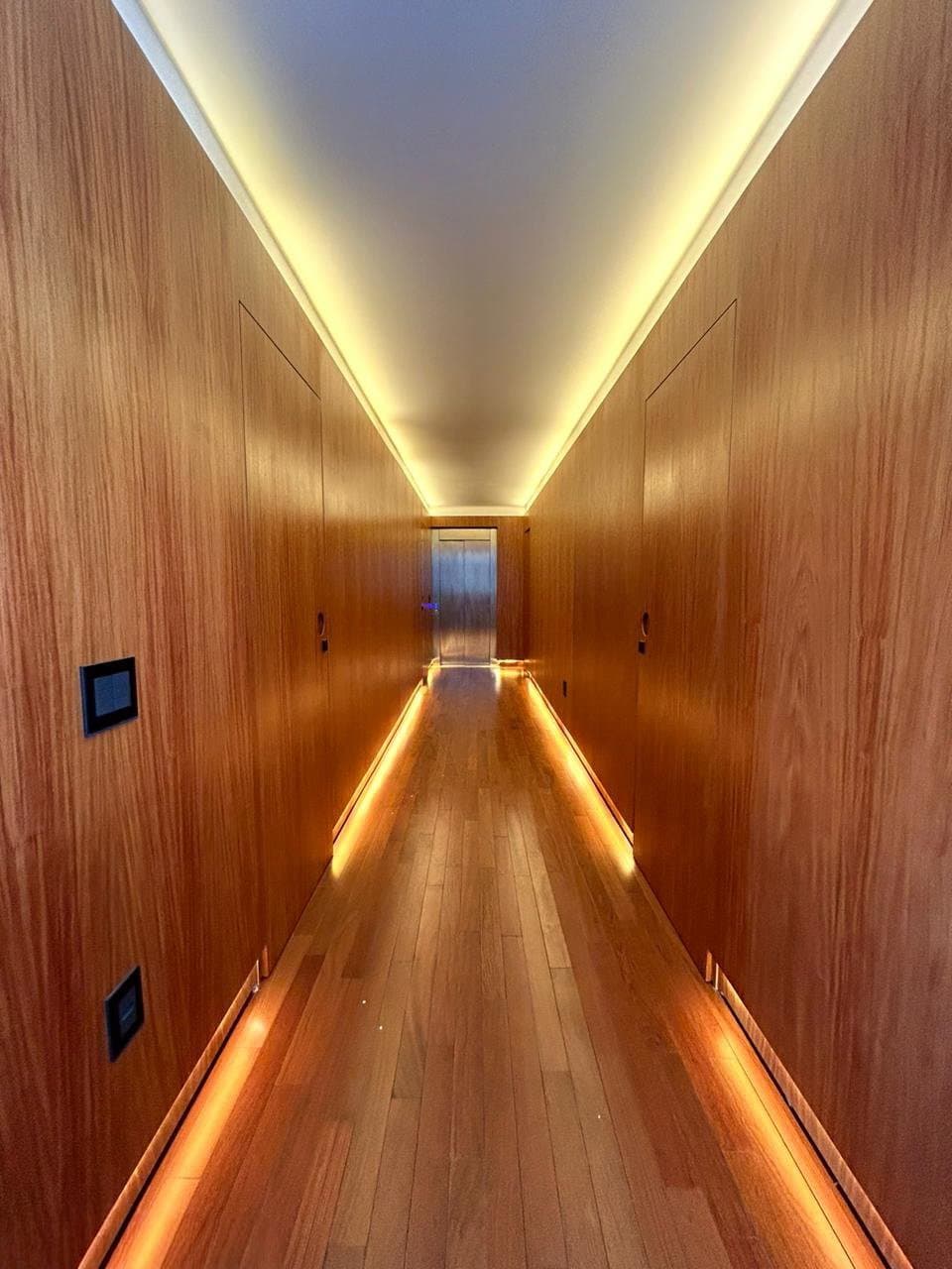 Casa de 4 quartos com 4 suítes e 720 m² em Bal. Camboriú