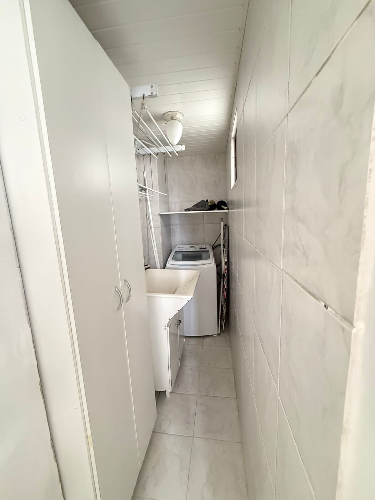 Apartamento de 3 quartos com 3 suítes e 179 m² em Bal. Camboriú