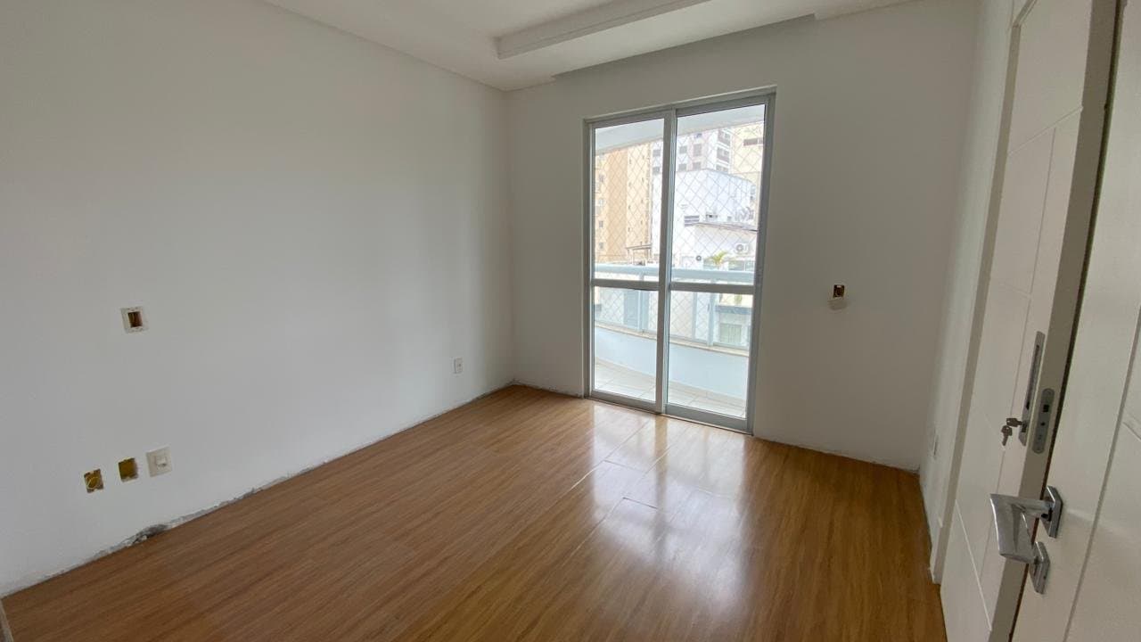 Apartamento de 3 quartos com 1 suíte e 139 m² em Bal. Camboriú