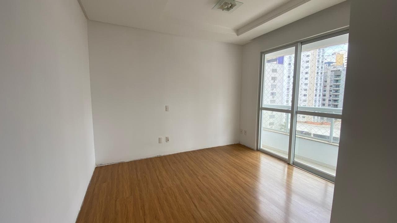 Apartamento de 3 quartos com 1 suíte e 139 m² em Bal. Camboriú