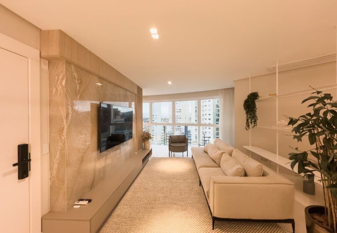 Apartamento de 3 quartos com 3 suítes e 139 m² em Bal. Camboriú