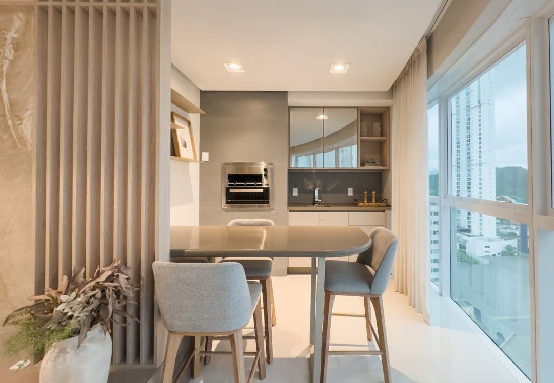 Apartamento de 3 quartos com 3 suítes e 139 m² em Bal. Camboriú